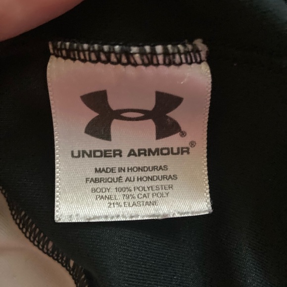 🎉5/$20 Boy’s UA Tee - Picture 7 of 16